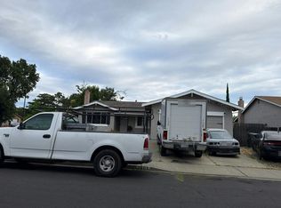 1901 Woodglen Ln, Vacaville, CA 95687