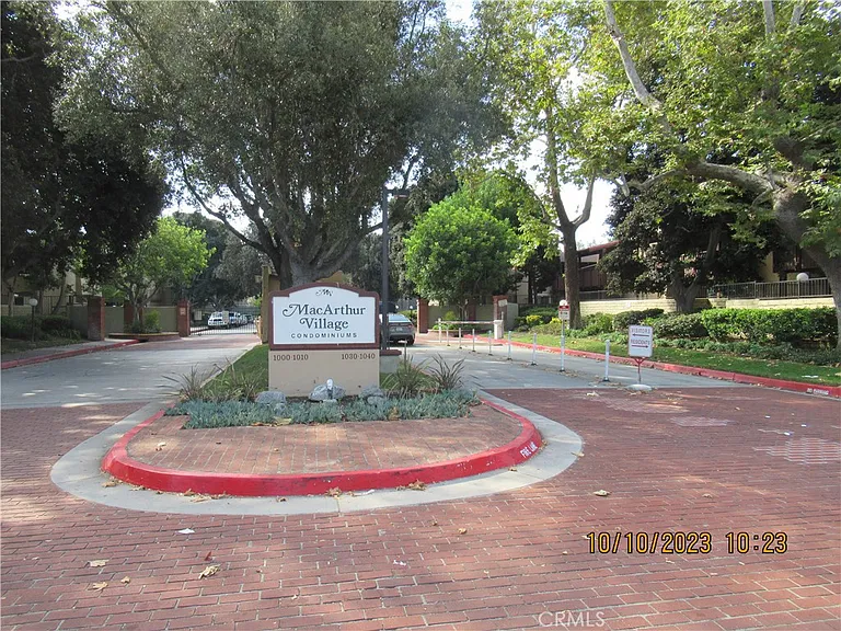 1030 W Macarthur Blvd #154 — Photo 24