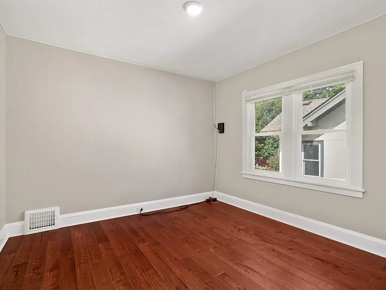 3849 21st Ave S — Photo 15