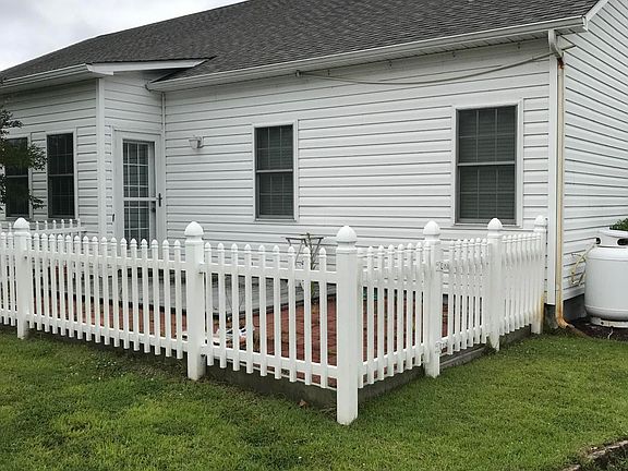 4th image of 102 Palmetto Place Circle