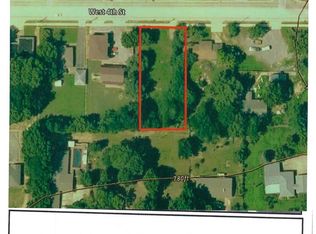 1107 W 4th St, Tahlequah, OK 74464