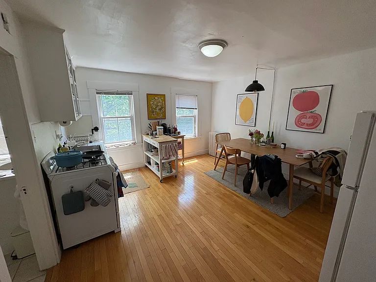 16 Shepard St #5 — Photo 1