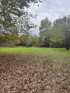 4th image of 10000 Teachout Rd