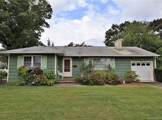 160 Courtland Ave, Stamford, CT 06902