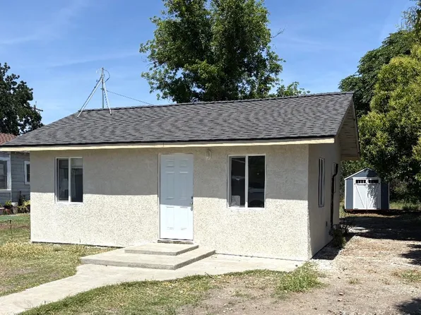 2418 Blossom St, Dos Palos, CA 93620
