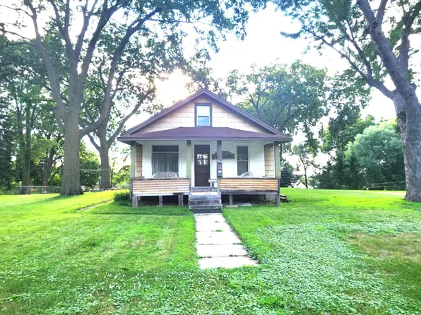 801 Summit Ave, Saint Paul Park, MN 55071