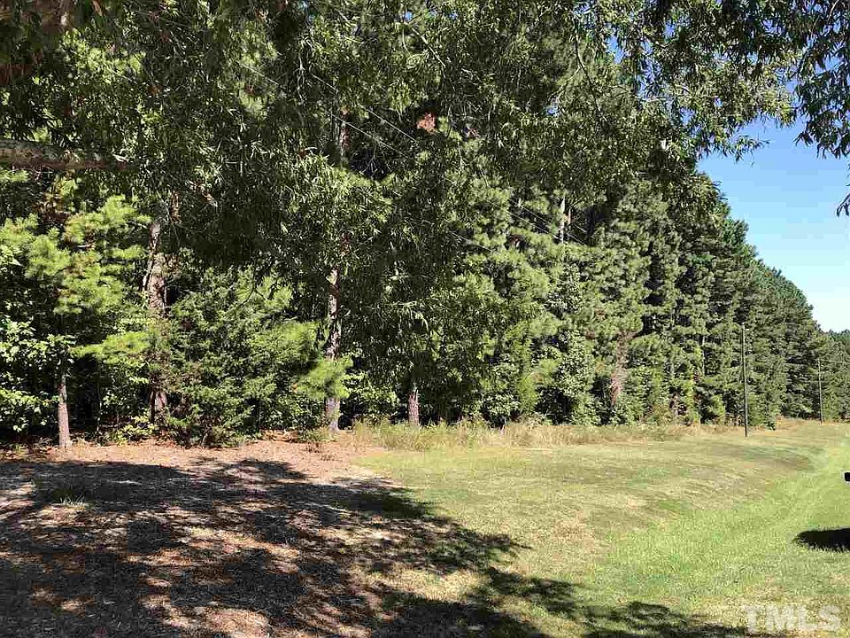 2nd image of 3650 Semora Rd