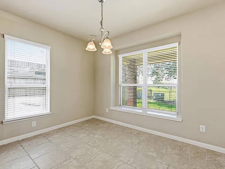 5815 Creek Crossing Ct — Photo 19