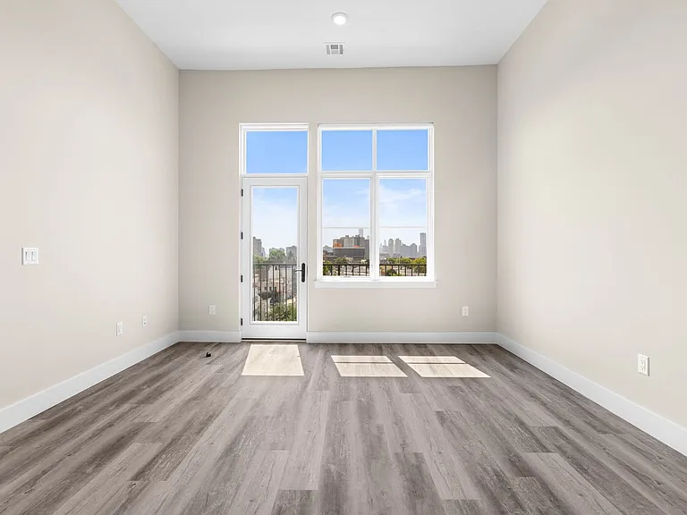 Central 70 Lofts — Photo 30