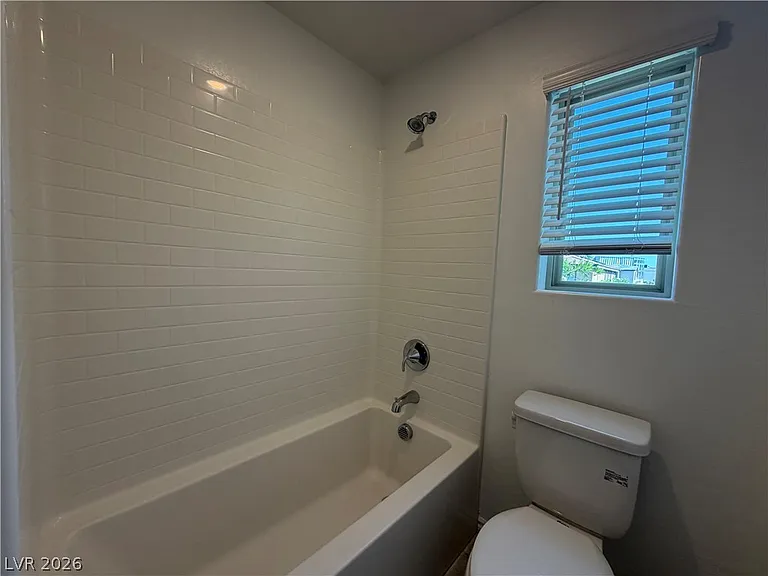 3228 Azalea Ridge Ct — Photo 16