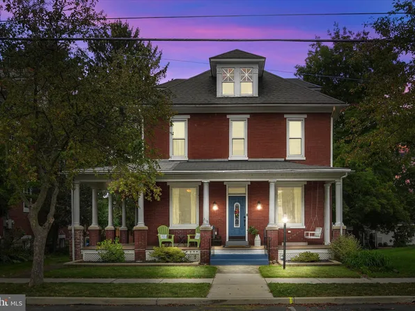 219 Hummel Ave, Lemoyne, PA 17043