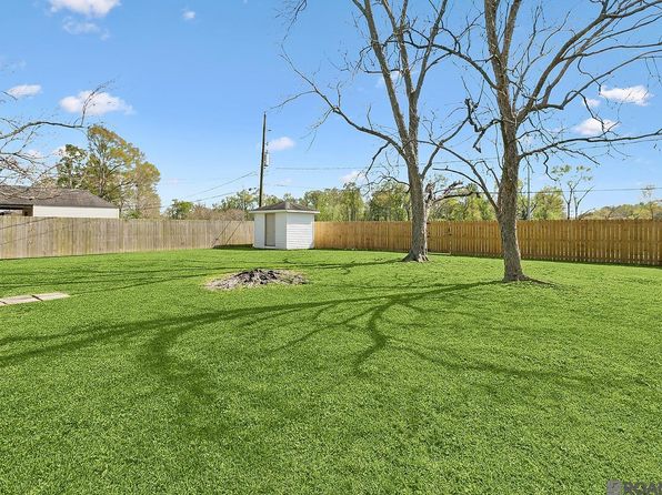 10032 Mint Dr, Baton Rouge, LA 70809