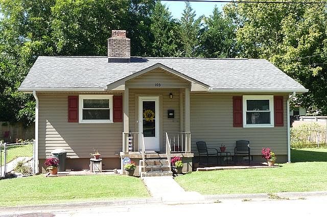 2nd image of 103 Vassar Rd