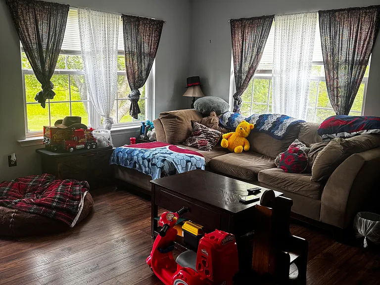 1015 Partridge Pl — Photo 6