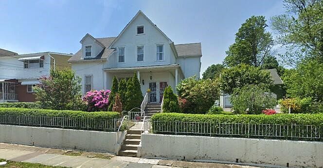 1st image of 530 S 6th Ave