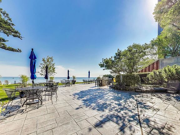 5th image of 1630 N Sheridan Rd #7K