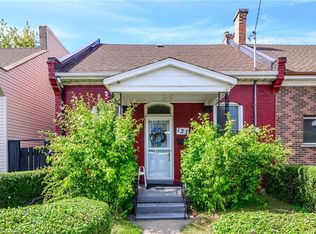 127 East Ave N, Hamilton, ON L8L 5H6