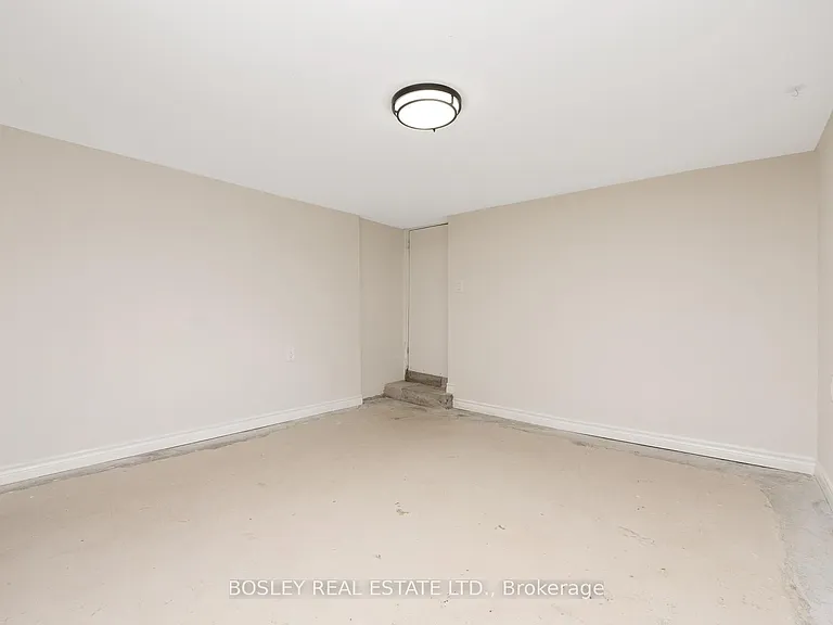 16 Hallam St #BASEMENT — Photo 19