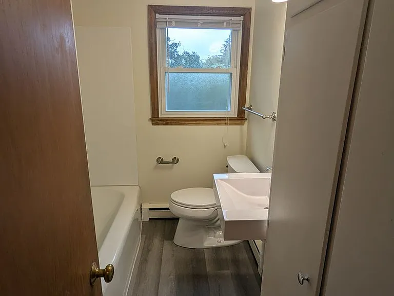 929 High St #7 — Photo 12