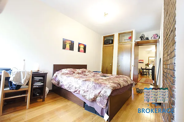 Rented by SBJ Brokerage, LLC | media 8