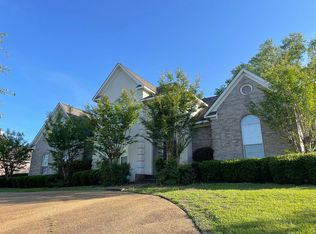129 Cypress Lake Blvd S, Madison, MS 39110