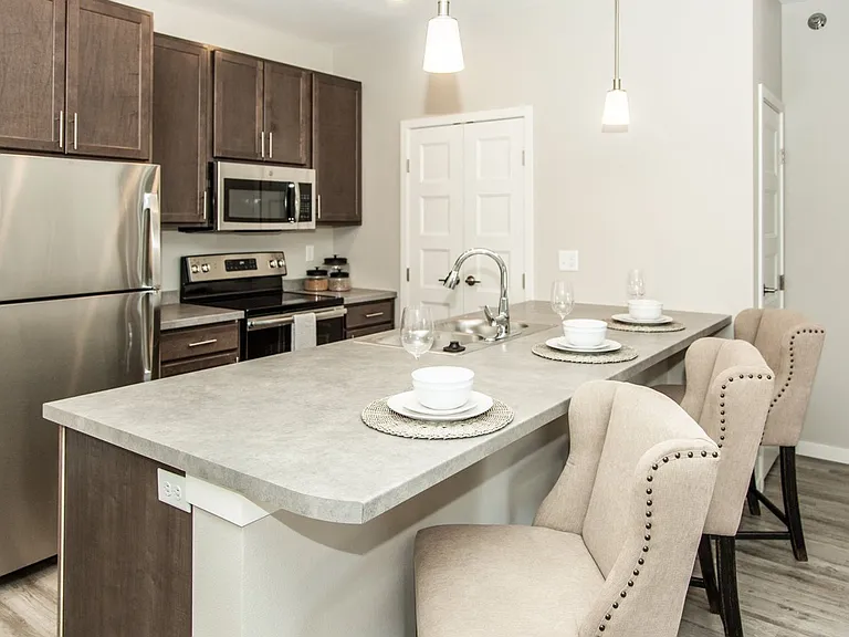 Dwell at Lakewood Apartments — Photo 32