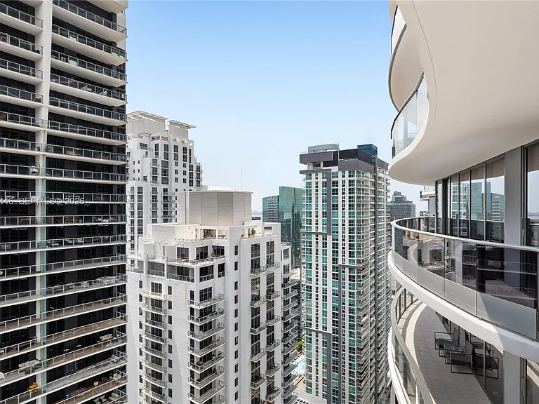 1000 Brickell Plz #4015 — Photo 44