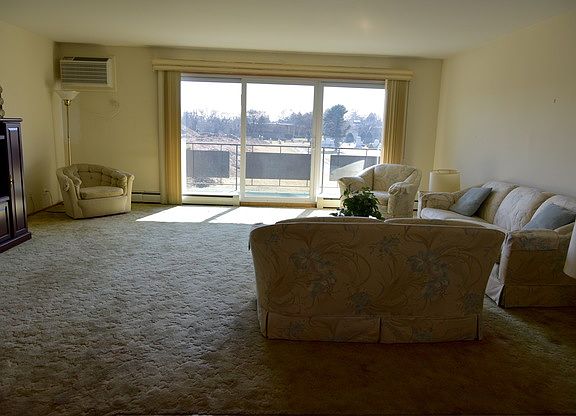 4th image of 8025 W Oconnor Dr #2C