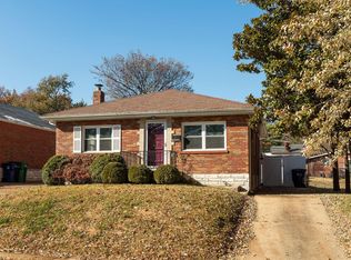 1109 Pembroke Dr, Saint Louis, MO