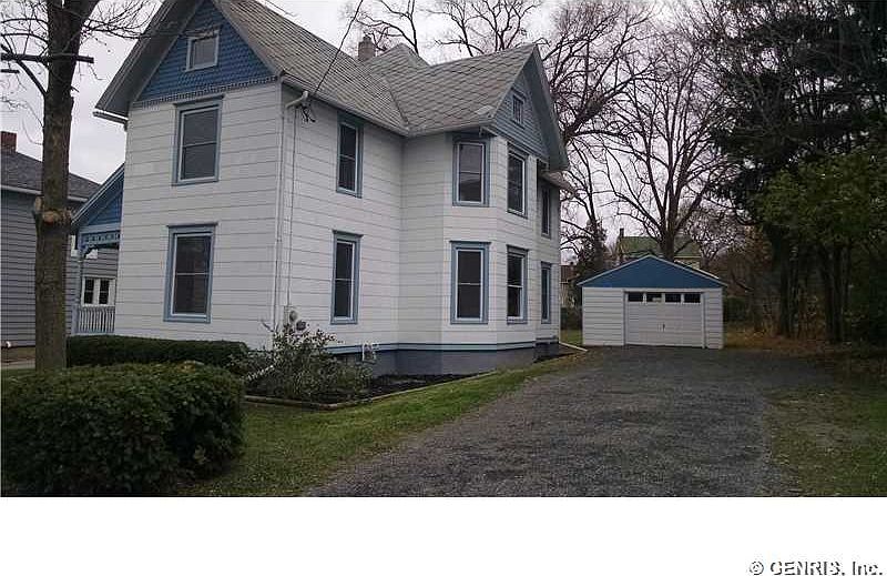 2nd image of 135 Ogden St