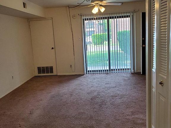 5th image of 2727 Rhawn 58ab St