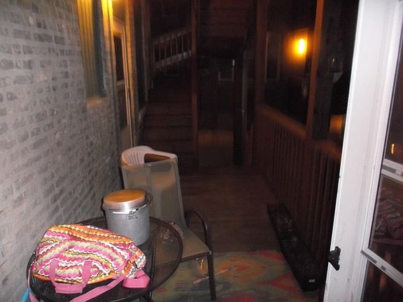 5th image of 3045 W Sunnyside Ave Unit 1