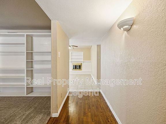 3rd image of 1312 Goodwin Dr