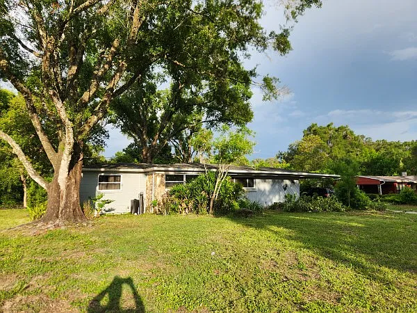 509 Herchel Dr — Photo 2