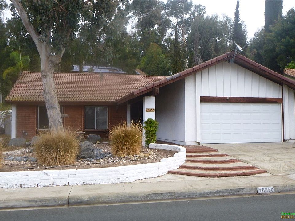 1st image of 10650 Vista Valle Dr