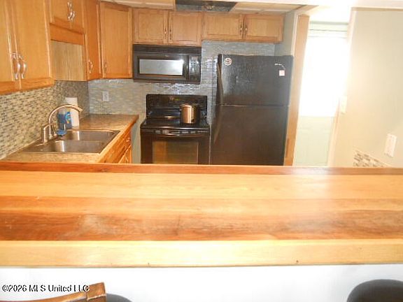 3rd image of 3230 Cumberland Rd APT 55