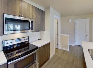 4941 Greenwood Dr SW #101, Olympia, WA 98502