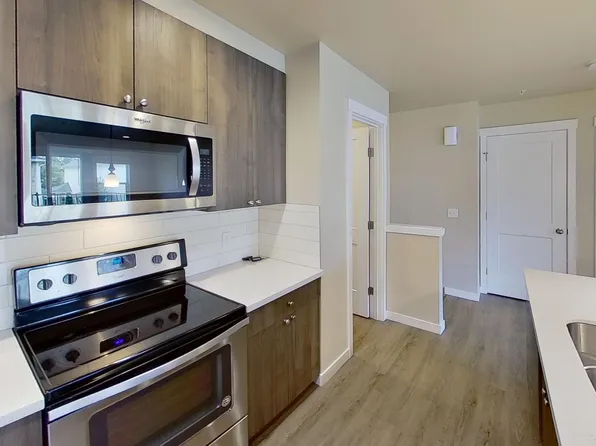 4941 Greenwood Dr SW #101, Olympia, WA 98502