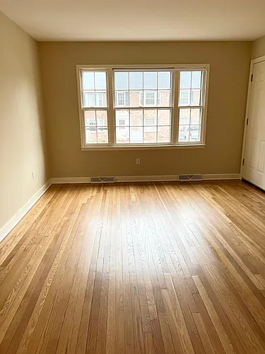 2404 Barracks Ct #1 Photo 1