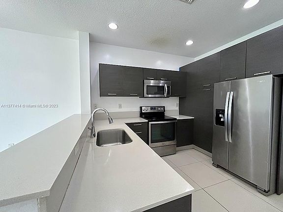 3rd image of 3592 NW 13th St #3592