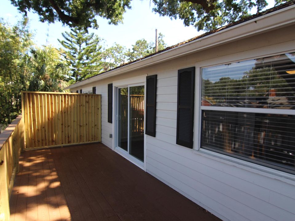 1st image of 1030 Delaney Ave #B