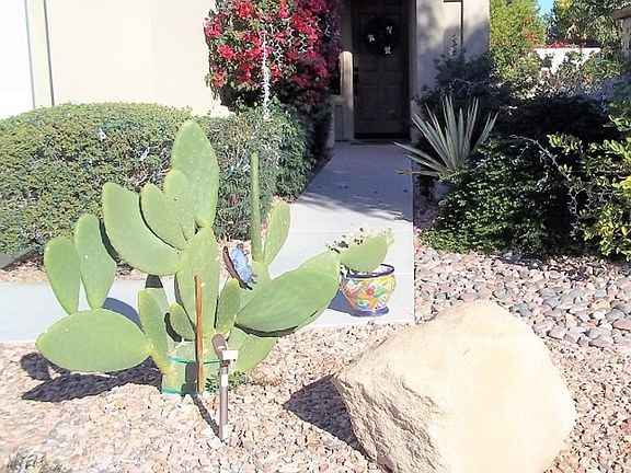 2nd image of 80678 Avenida Los Padres