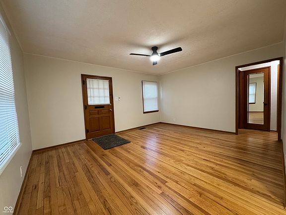 4th image of 1406 N Rochester Ave