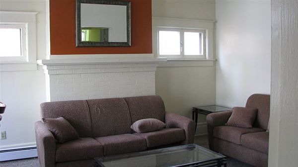 910 state #2 living room