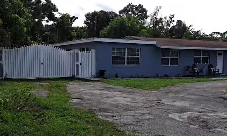 1st image of 788 Coral Drive