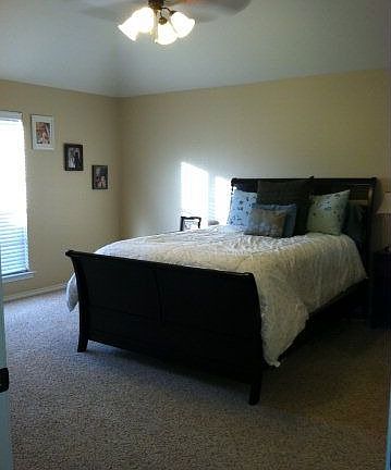 4th image of 5810 Oak Creek Dr