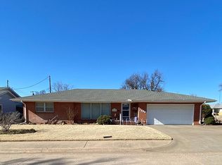 2006 N Monroe St, Enid, OK 73701