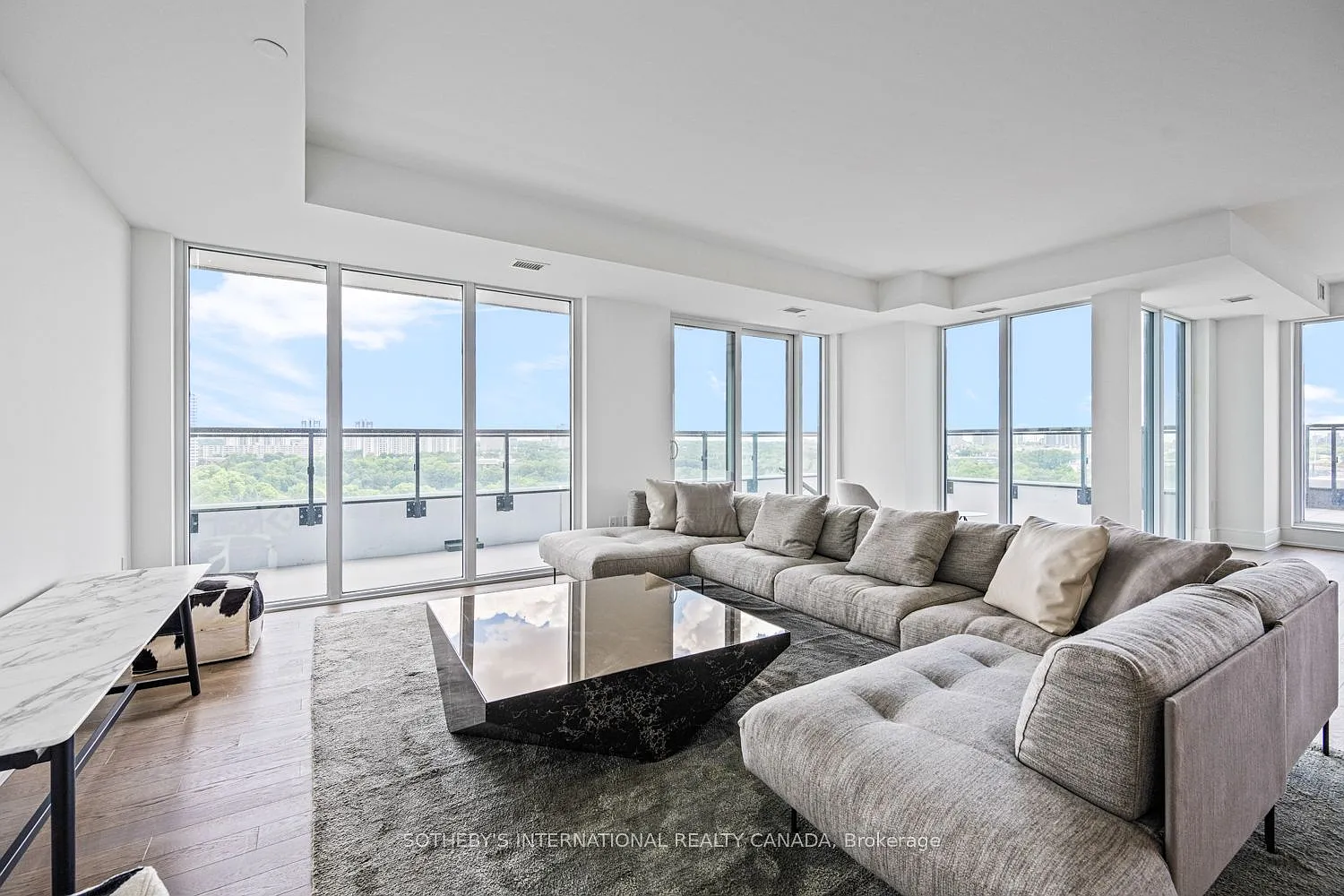 3 bed, $8,500 — Photo 4