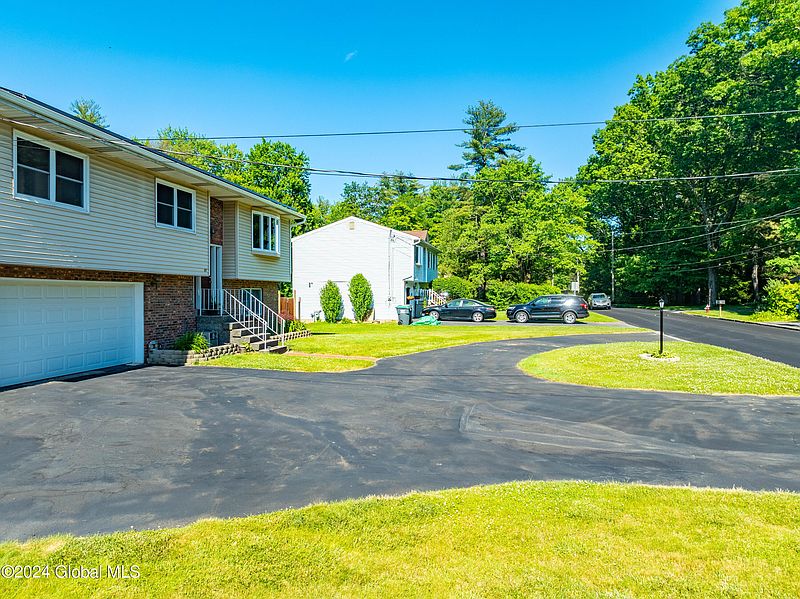 5th image of 25 New  Shaker Road