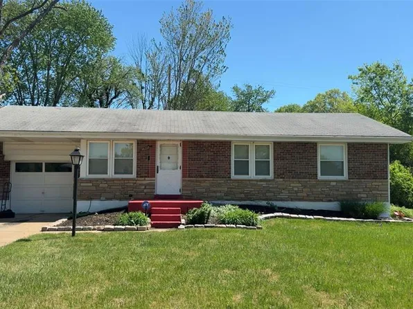 10312 Seaton Dr, Saint Louis, MO 63137